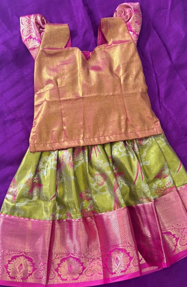 Kids Lehenga (pattu)